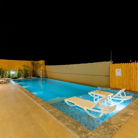 Kalkanda Hamam Sauna Ve Jakuzili Golf Каш