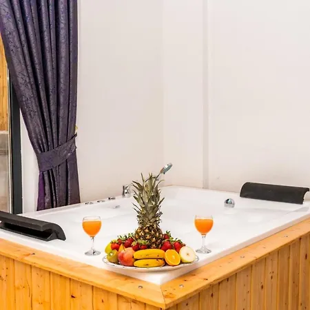 Апартаменты Kalkanda Hamam Sauna Ve Jakuzili Golf Каш
